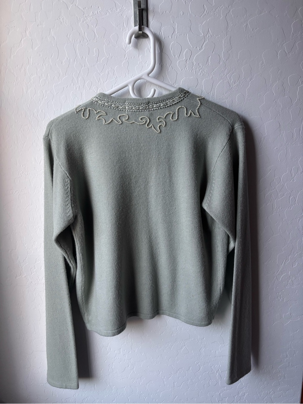 Vintage Cardigan - Picture 2 of 3